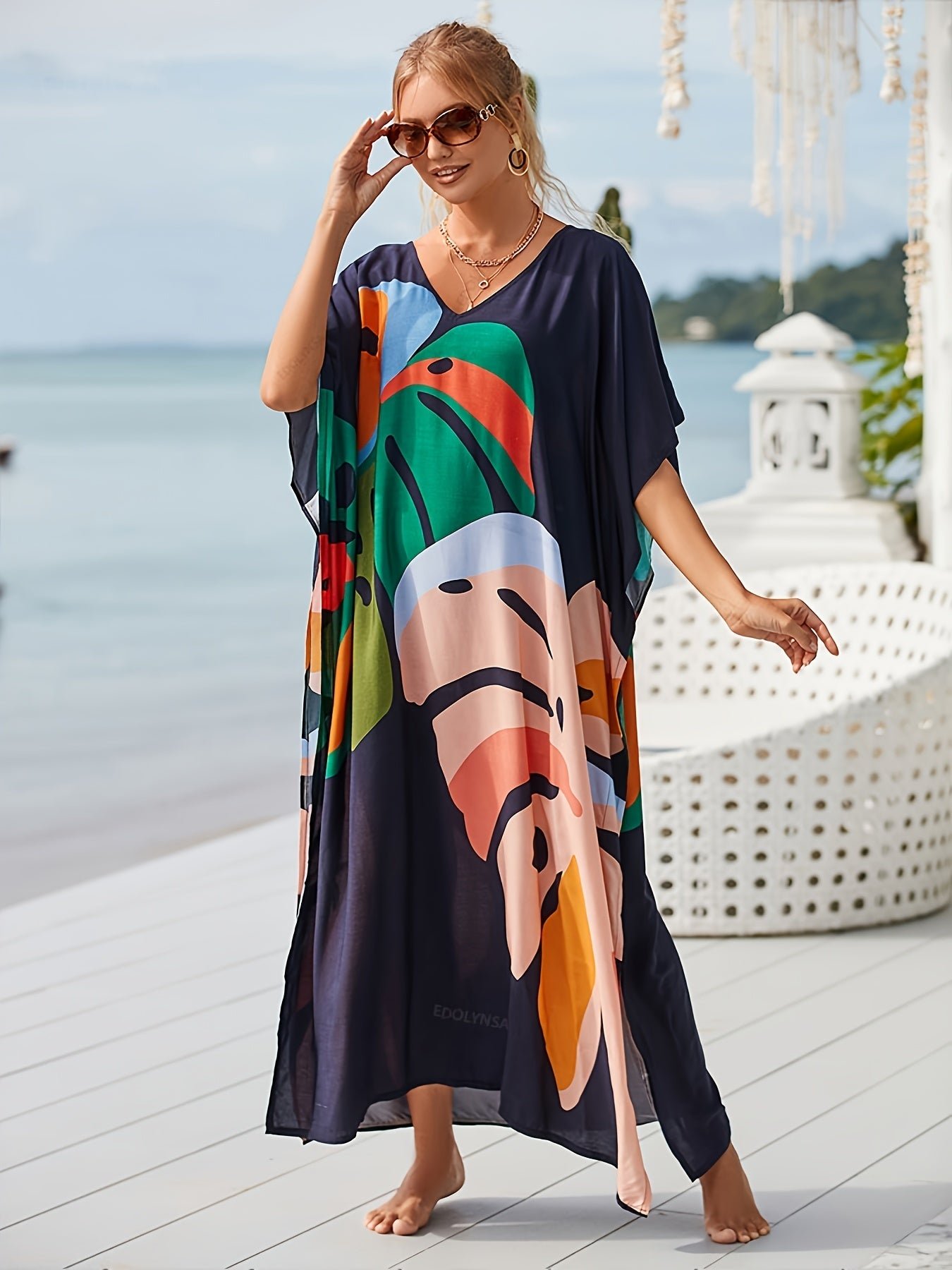 Plus Size Vacay Dress, Women's Plus Leaf Print Bat Sleeve V Neck Split Hem Cover Up Maxi Dress