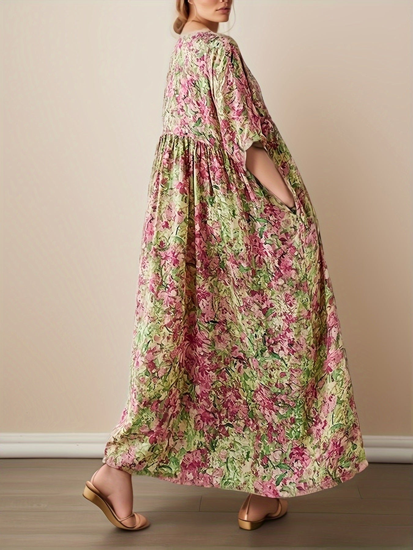 Plus Size Floral Print Ruched Loose Dress, Casual Short Sleeve Dress For Spring & Summer, Women's Plus Size Clothing